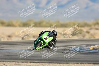 media/Dec-07-2025-CVMA (Sun) [[3e7d2de5dc]]/Race 18-Formula Twins-Formula 40 UL/